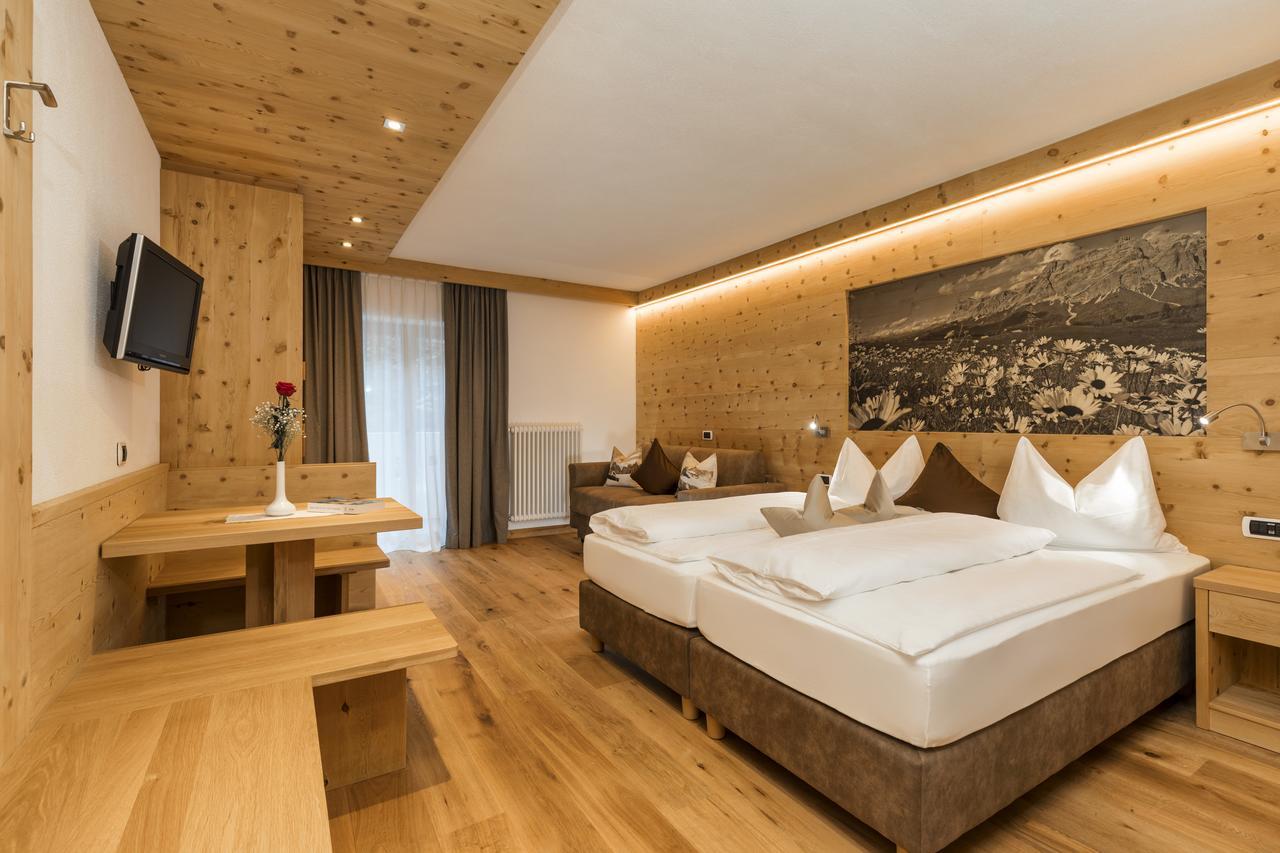 Hotel Bel Sit Corvara In Badia Exterior photo